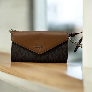 3040 Michael Kors Tan and Black Chain Crossbody 243473040